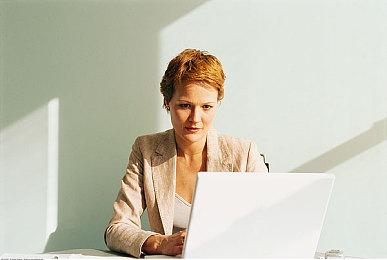 《战神：诸神黄昏》总监再次请求粉丝耐心等待消息